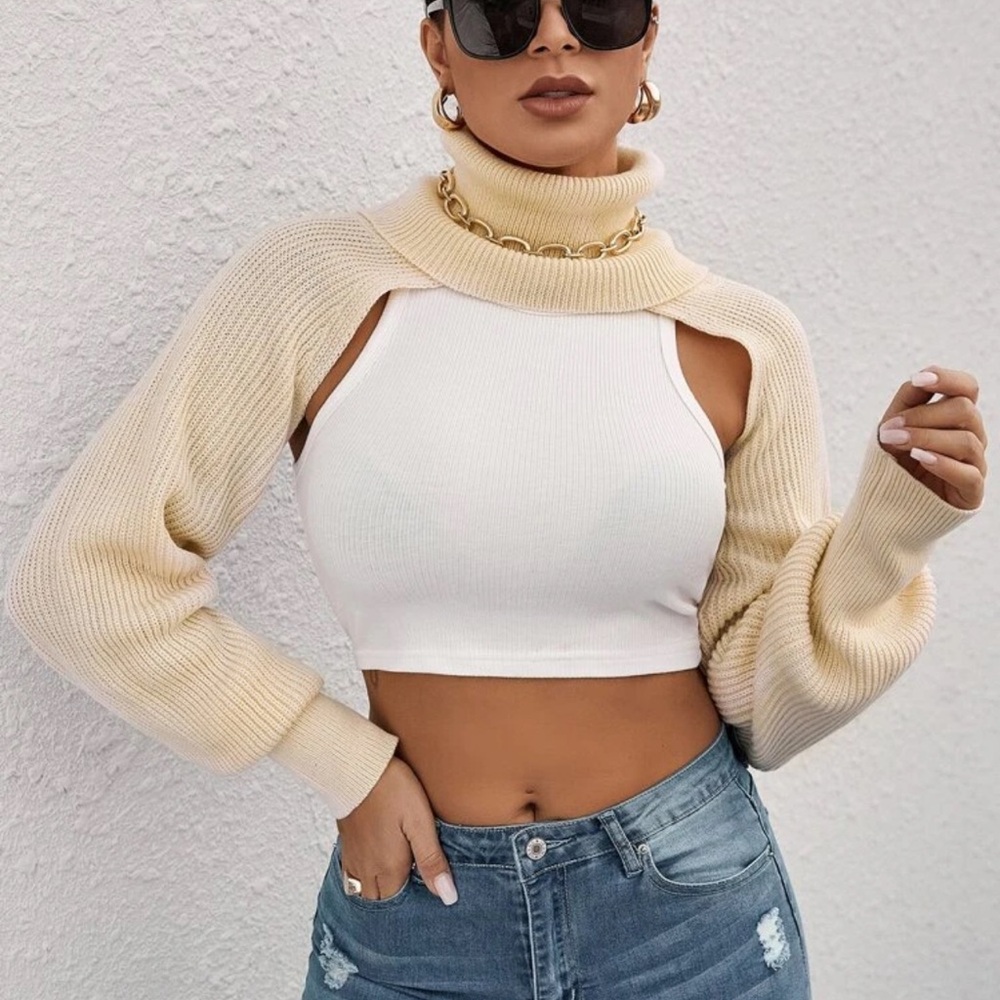 High Neck Raglan Sleeve Crop